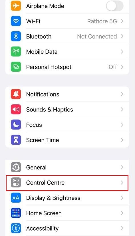 tocca il centro di controllo nelle impostazioni dell'iPhone